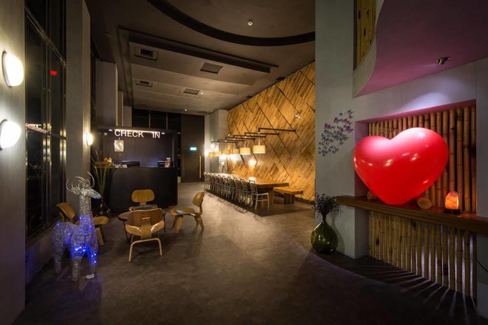 ג'יאושי J-Hotel מראה חיצוני תמונה